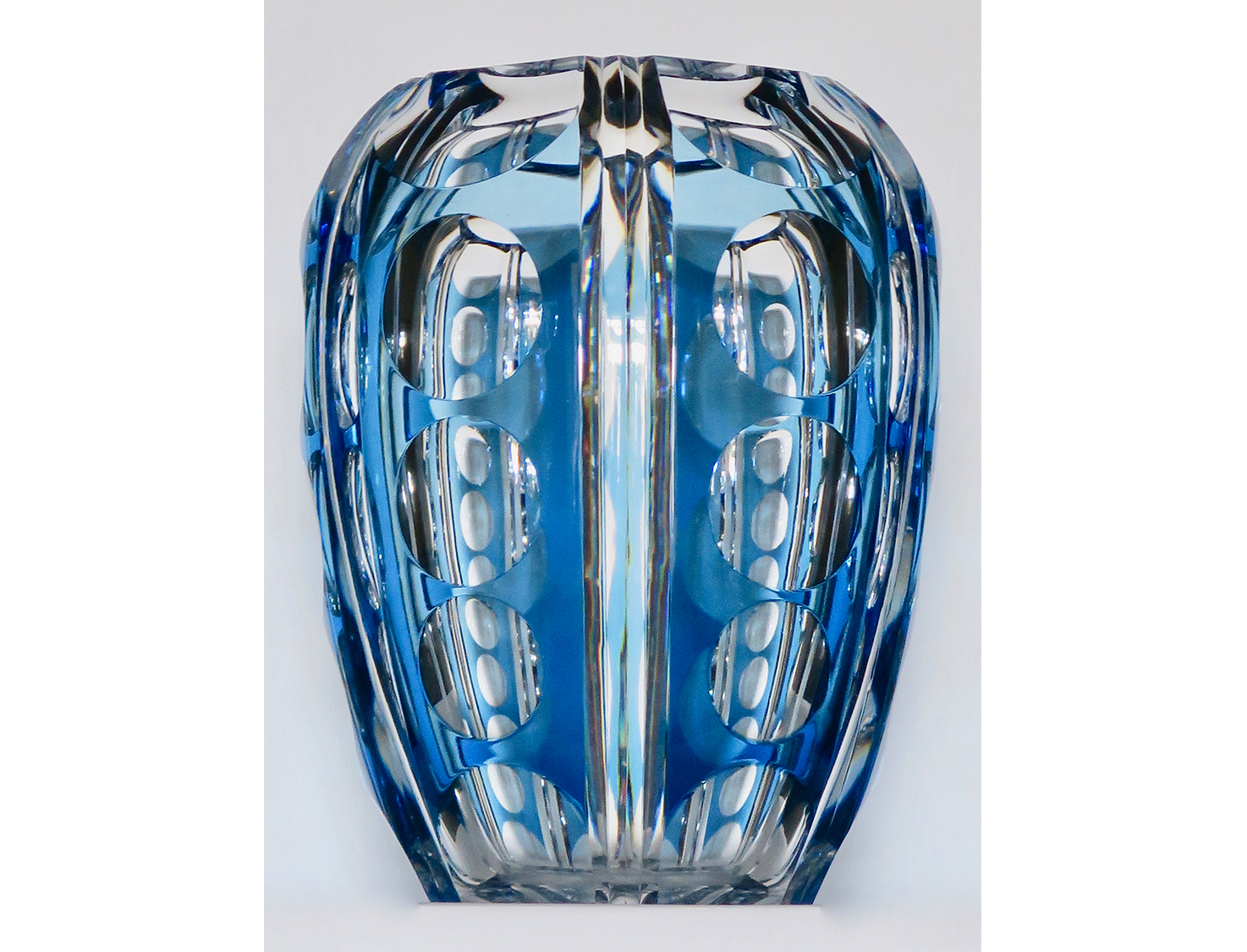Prismatic-Vase-by-Joseph-Simon