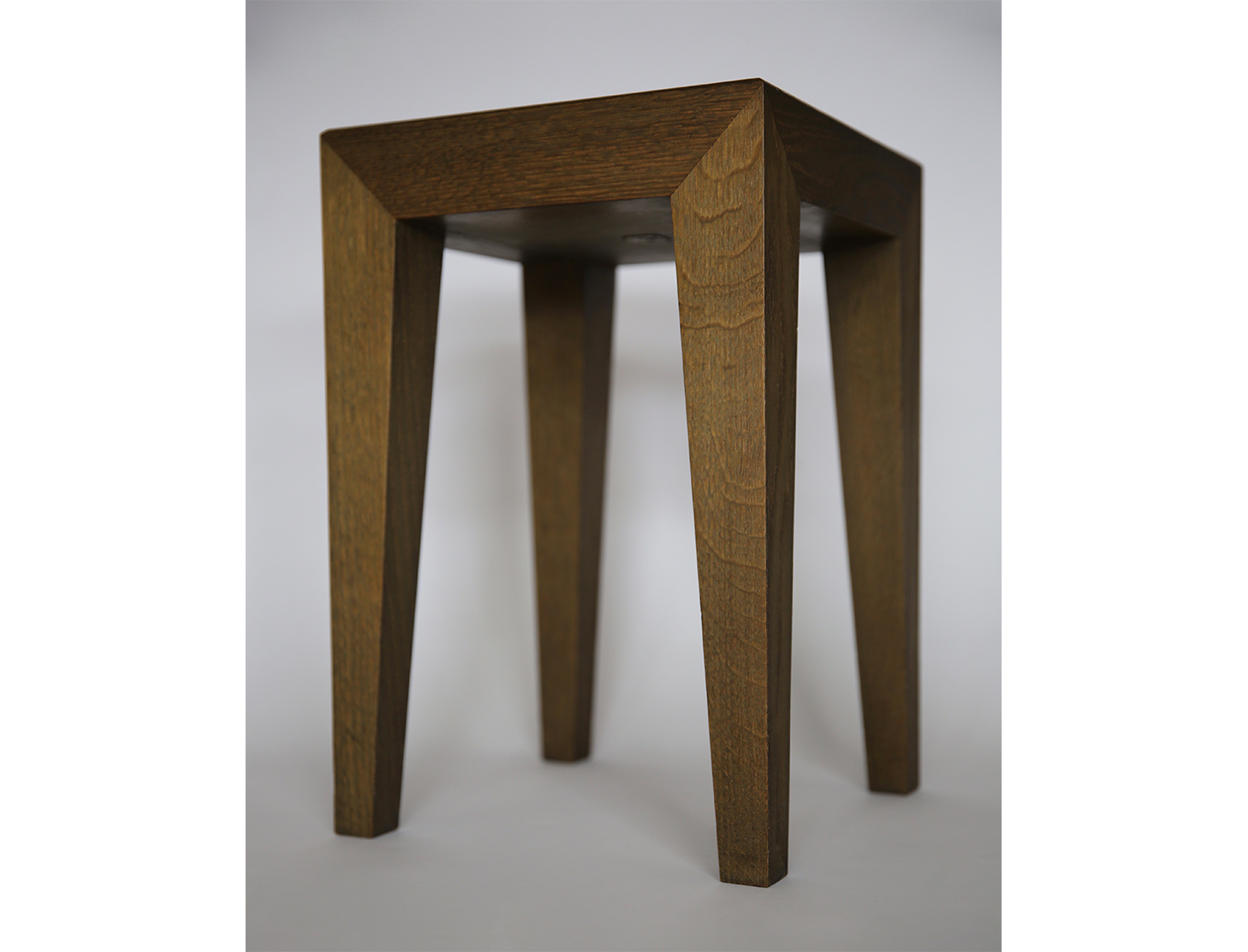 Anthracite-Solid-Oak-Side-Tables